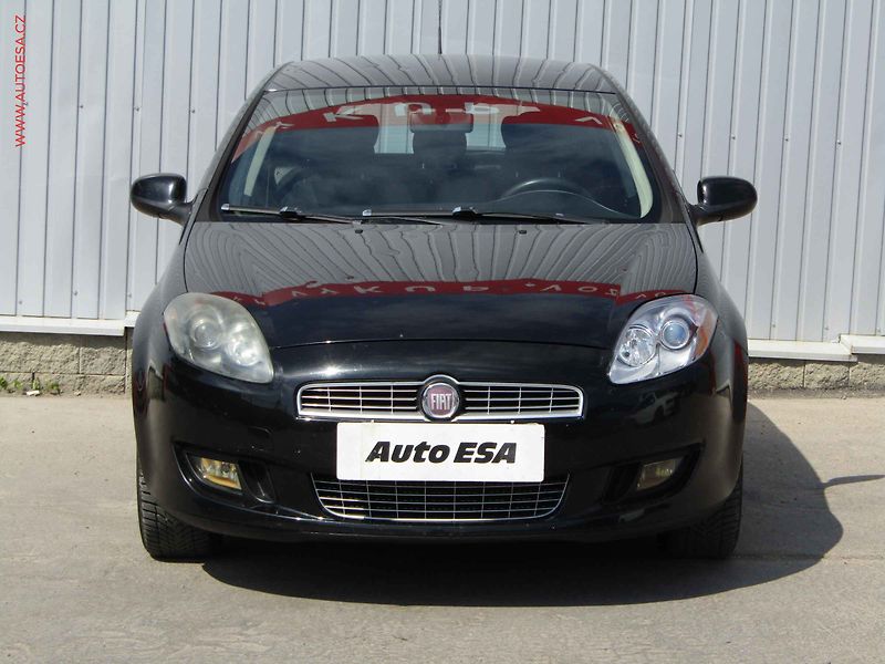 Fiat Bravo (2010) 1.4 i, AC - fotka 2 z 15