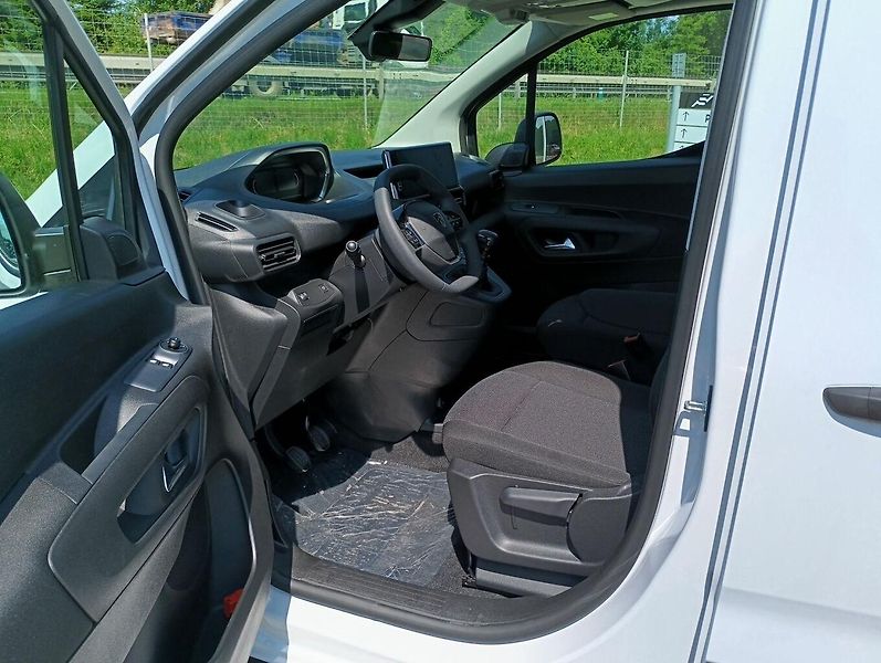 Peugeot Rifter ACTIVE BHDi 100 S&S M6 hom.N1 - fotka 11 z 15