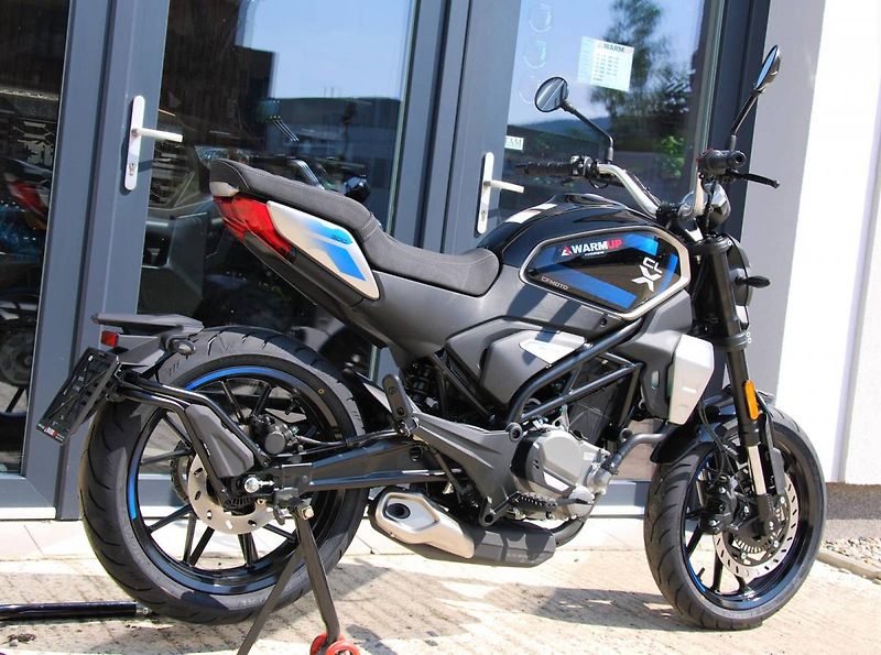 CFMOTO 300 CL-X (2026) 300CL-X BLACK - fotka 3 z 25