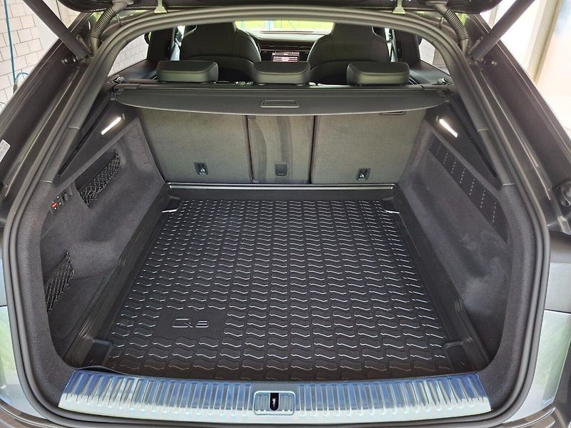 Audi SQ8 (2020) TDI 320kW 8A -1.MAJ.-TOP! - fotka 28 z 40