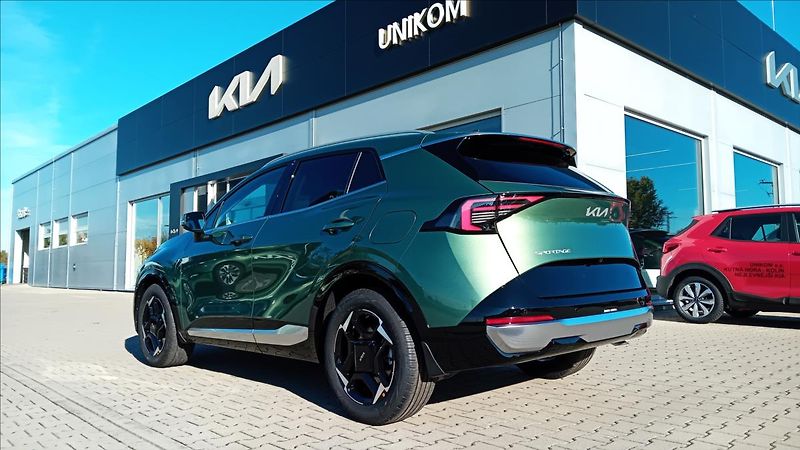 Kia Sportage 1,6 T-GDi 4x2 7DCT TOP - fotka 6 z 13