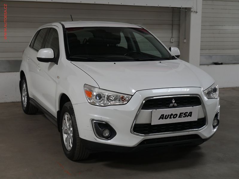 Mitsubishi ASX (2014) 1.8 Di-D 4x4, ČR, AC, tempo - fotka 1 z 20