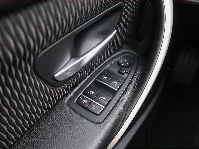 BMW Řada 3 (2018) 318d GT, Automat, Navi - fotka 16 z 25
