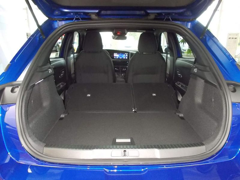 Opel Mokka (2026) Edition 1.2 TURBO (100 kW/136 - fotka 11 z 29