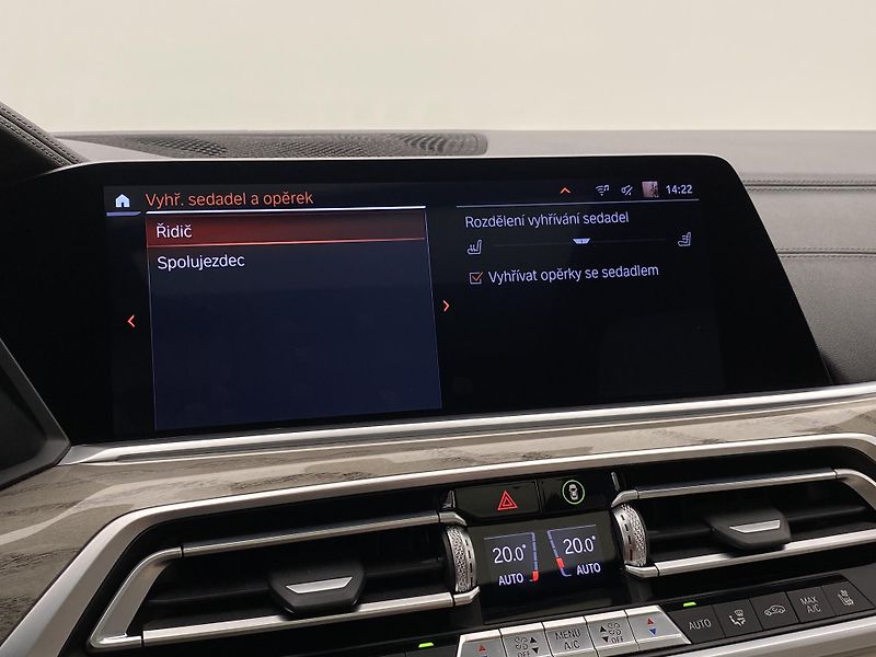 BMW X7 xDRIVE 30d M-PAKET CZ 6míst - fotka 75 z 88