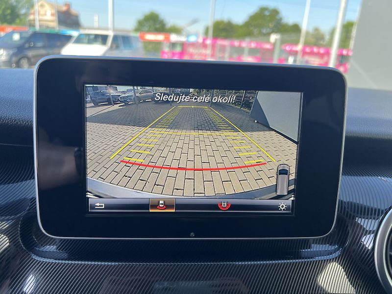 Mercedes-Benz Třídy V (2017) V250d*4Matic*7míst*Servis* - fotka 24 z 34