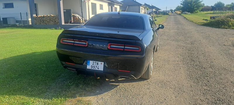 Dodge Challenger (2020) - fotka 4 z 9