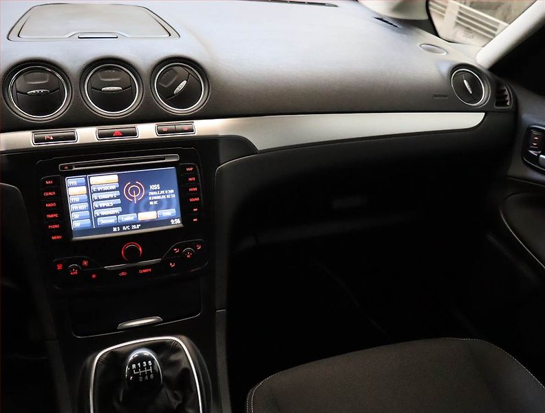 Ford Galaxy (2013) 2.0 TDCi, 7 míst, Navi - fotka 8 z 20