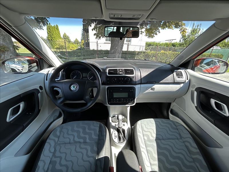 Škoda Fabia 1,6 i Automat  Klima, nová STK - fotka 16 z 50