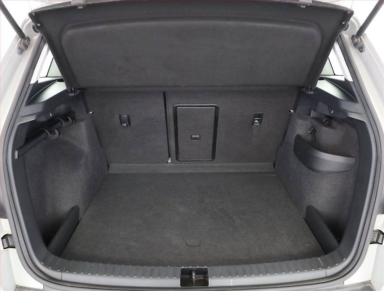 Škoda Karoq (2018) Ambition 2.0 TDI - fotka 18 z 19