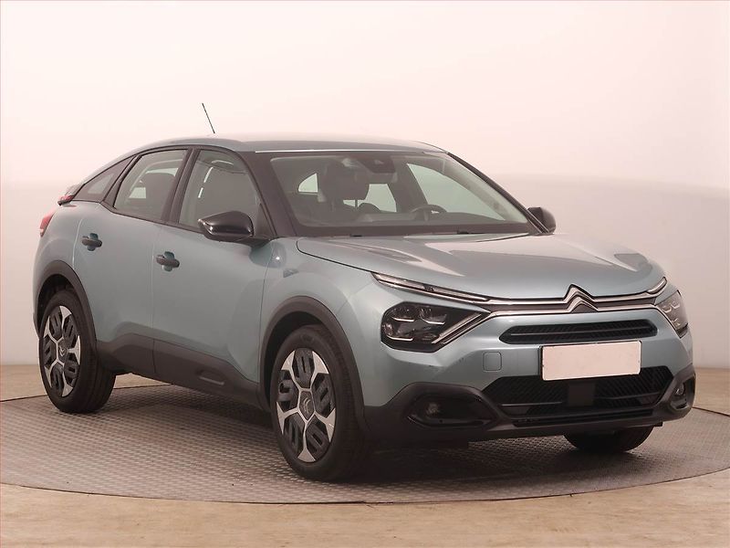 Citroën C4 (2022) Feel 1.2 PureTech, ČR,1.maj - fotka 1 z 15