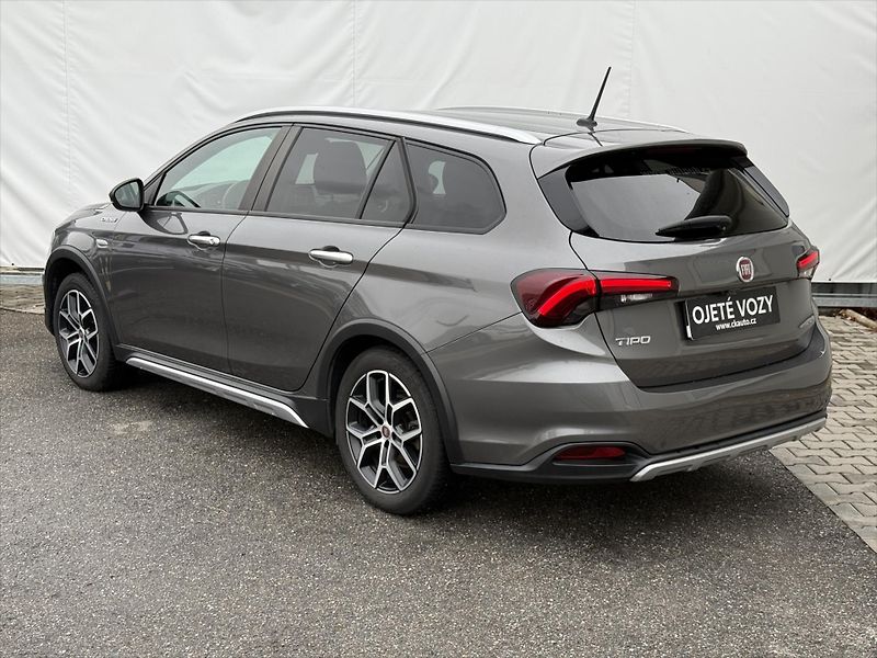 Fiat Tipo 1,6 MultiJet, Cross - fotka 6 z 19