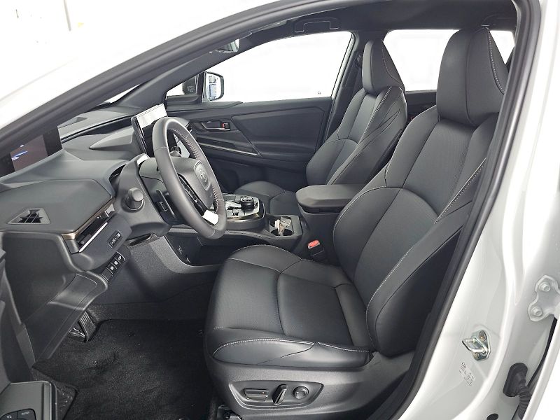 Toyota bZ4X (2026) FACELIFT AWD 343k EXECUTIVE - fotka 7 z 30