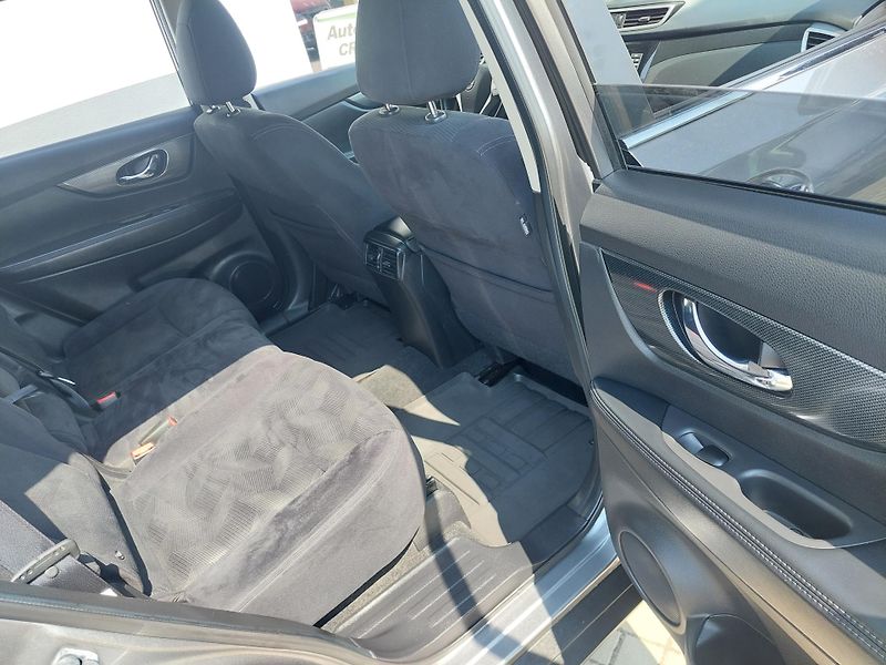 Nissan X-Trail (2015) III. ACENTA dCi 130-zadáno! - fotka 29 z 46