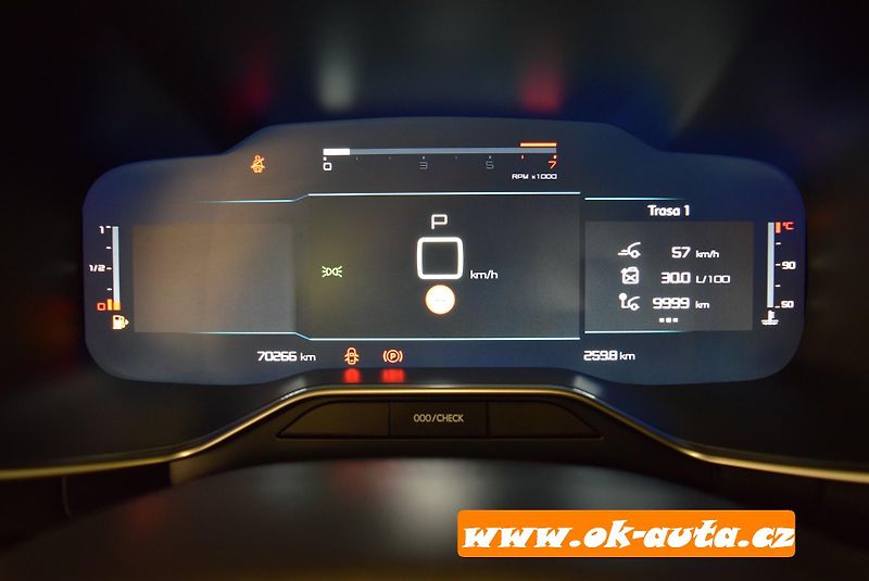 Citroën C5 Aircross 1.5 BHDI FEEL BVA8 96 kW - fotka 52 z 65