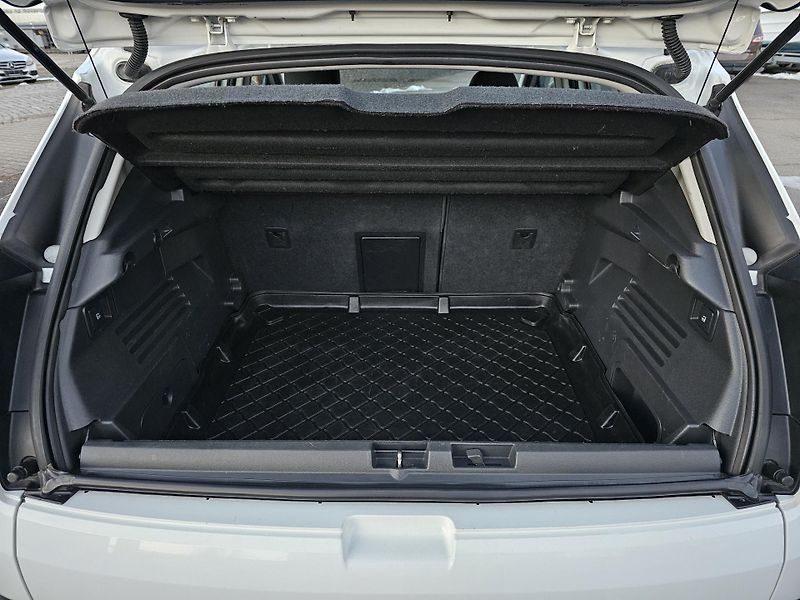 Peugeot 3008 (2016) 1.2 - 96kW, NOVÉ ROZVODY - fotka 43 z 50