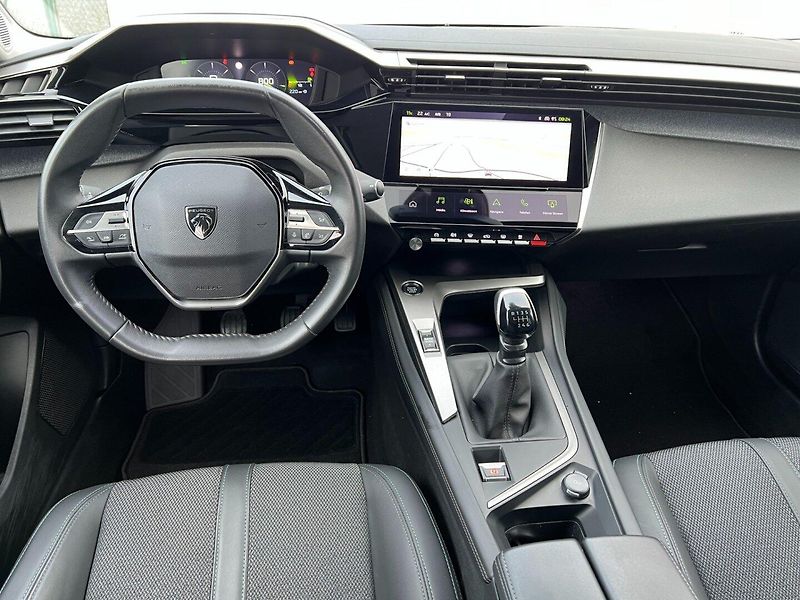 Peugeot 308 (2023) 1.2PT 96kW! Allure! Tažné! LED - fotka 13 z 34