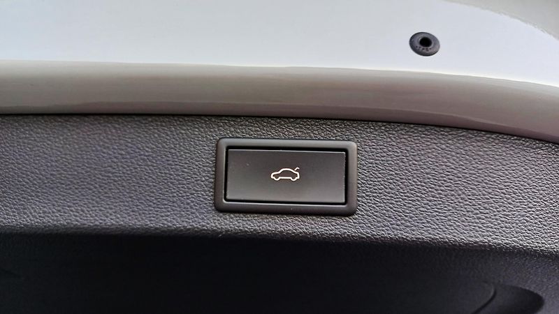 Škoda Kodiaq TDI 147kW 4x4 SPORTLINE-CR-DPH - fotka 17 z 50