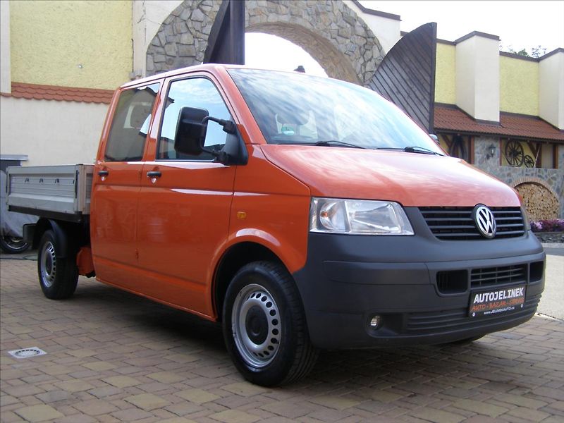 Volkswagen Transporter 1,9   DVOJKABINA 1 MAJITEL 6 m - fotka 7 z 27