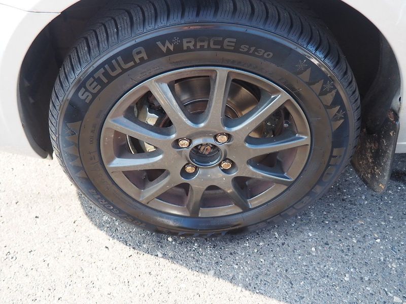 Hyundai Accent (2006) 1.4i, 63kW, AC - fotka 9 z 29