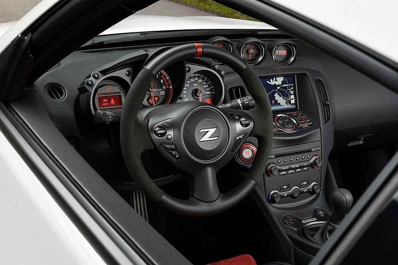 Nissan 370Z Nismo.
