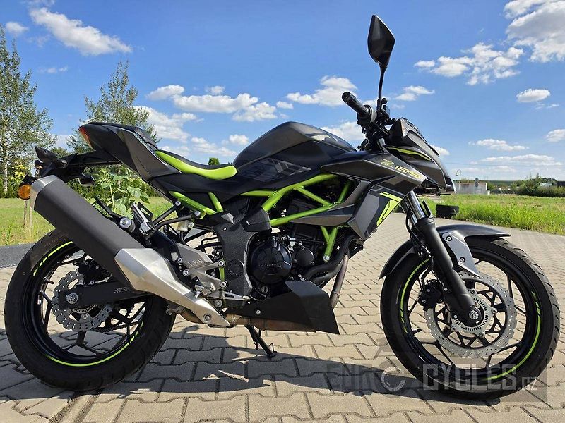 Kawasaki Z 125 (2024) - fotka 4 z 12