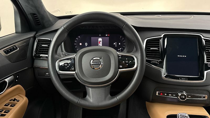 Volvo XC90 2.0 B5 AUT AWD Ultimate Bright - fotka 9 z 34