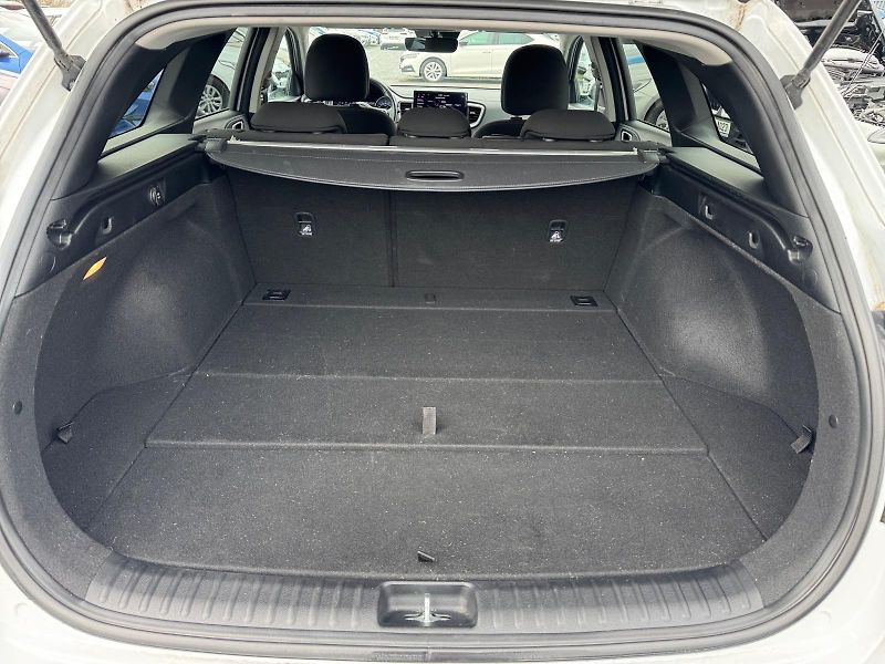 Kia Ceed (2024) TOP 1.5T-GDI 118kW CZ DPH - fotka 6 z 11