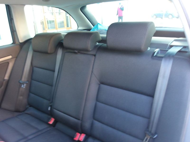 Škoda Octavia 2,0TDi DSG !!! ČR 2.MAJITEL ! - fotka 21 z 43