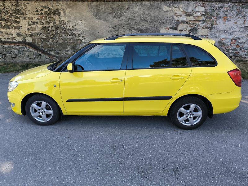 Škoda Fabia (2012) - fotka 3 z 16
