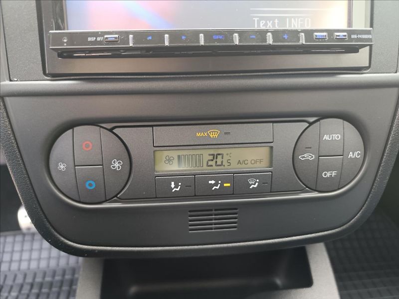 Ford Fiesta 2,0 Duratec ST 150 - fotka 16 z 19