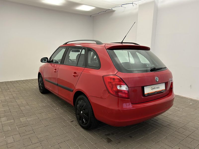 Škoda Fabia 1.2 HTP Ambiente - fotka 19 z 21