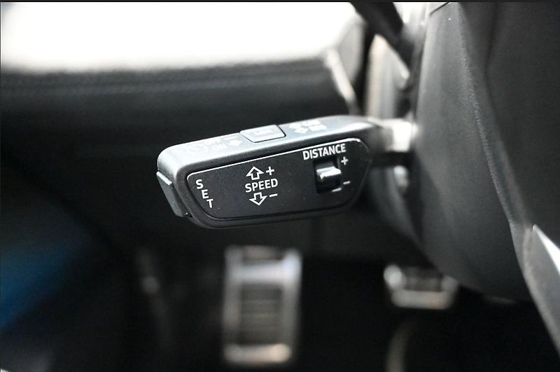 Audi Q6 e-tron S Line 83kWh 360kam - fotka 18 z 25