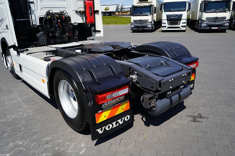 Volvo FH (2022) 500 / XL / EURO 6 / ACC / PEŁN - fotka 43 z 49