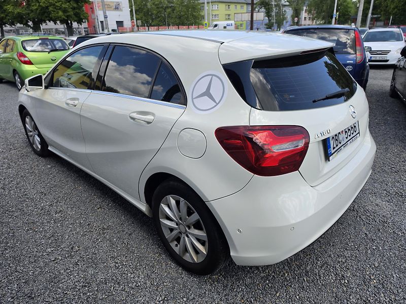 Mercedes-Benz Třídy A 160i  - fotka 3 z 18