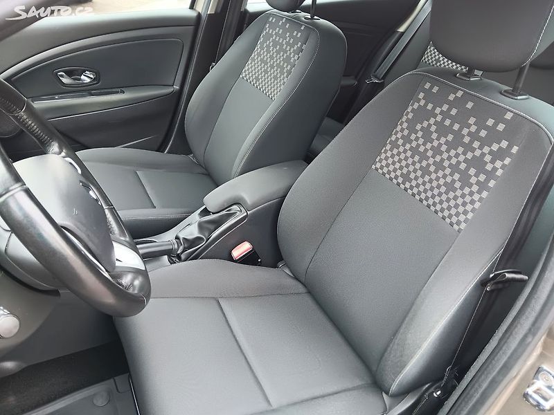 Renault Mégane 1.5 dCi 66kW - fotka 11 z 26