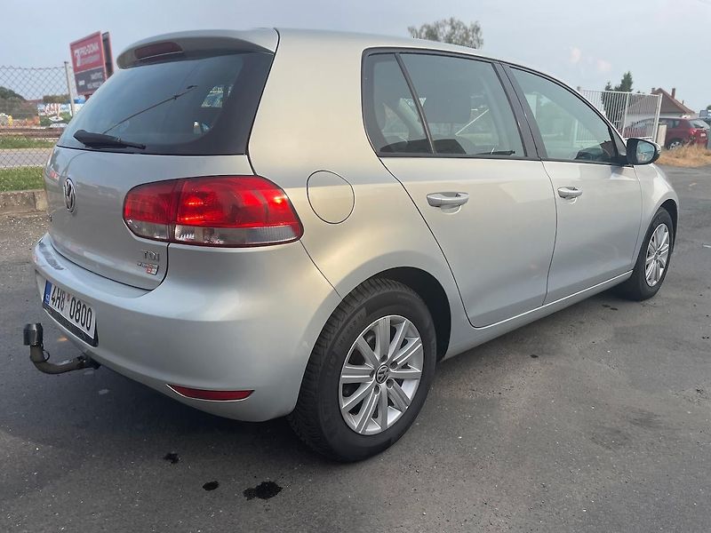 Volkswagen Golf (2010) Volkswagen Golf, 1.6 TDi - fotka 8 z 15