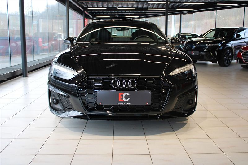 Audi A5 Coupé 40 TDi quattro S Line AC - fotka 2 z 35