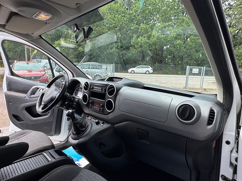 Citroën Berlingo (2015) 1.6 HDi XTR - fotka 14 z 27