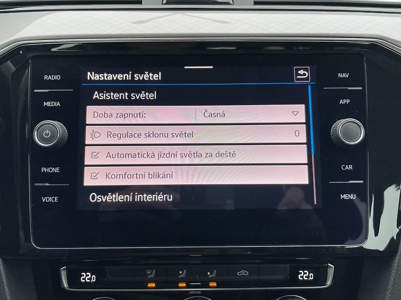 Volkswagen Passat (2020) Com. 2.0TDi 110kW! DSG! Navi! - fotka 29 z 37