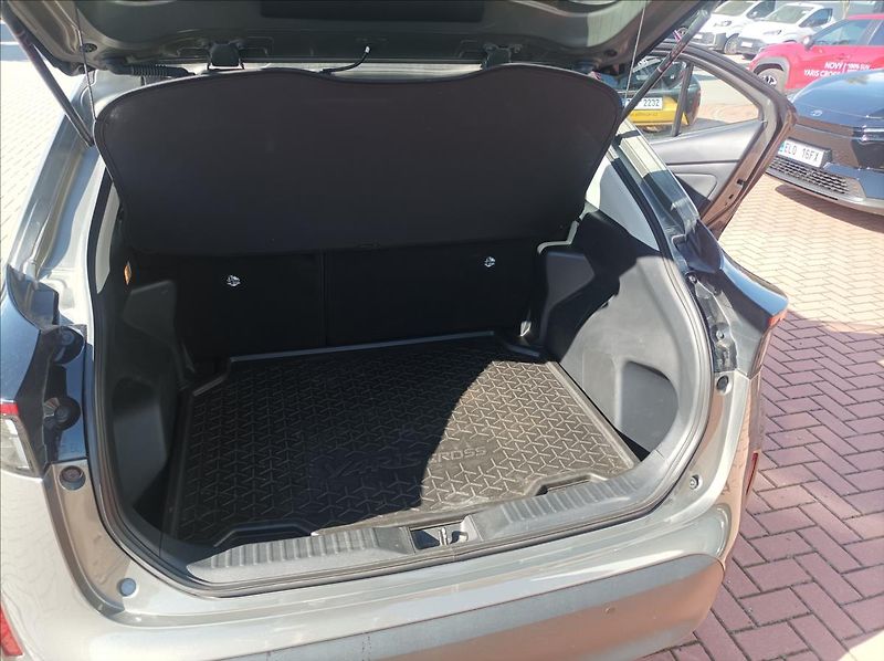 Toyota Yaris Cross 1,5 Comfort - fotka 8 z 22
