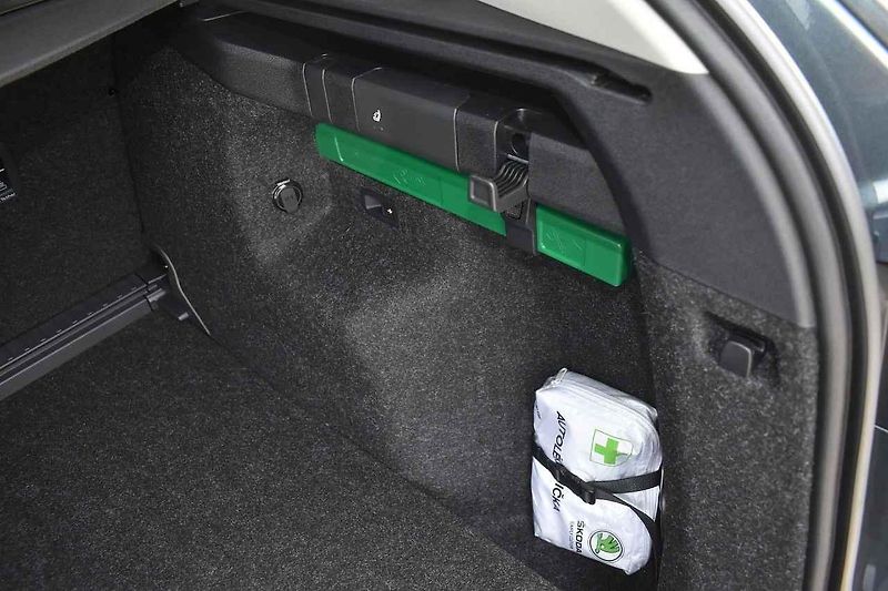 Škoda Enyaq iV při jízdě v chladném počasí