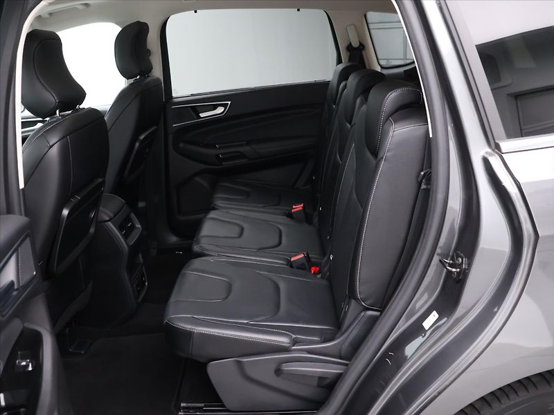 Ford S-MAX 2,0 TDCI 110kW Titanium Pano - fotka 14 z 27