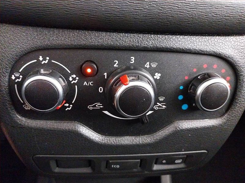 Dacia Dokker (2020) Arctica 1.3 TCe, 5Míst, ČR - fotka 17 z 17