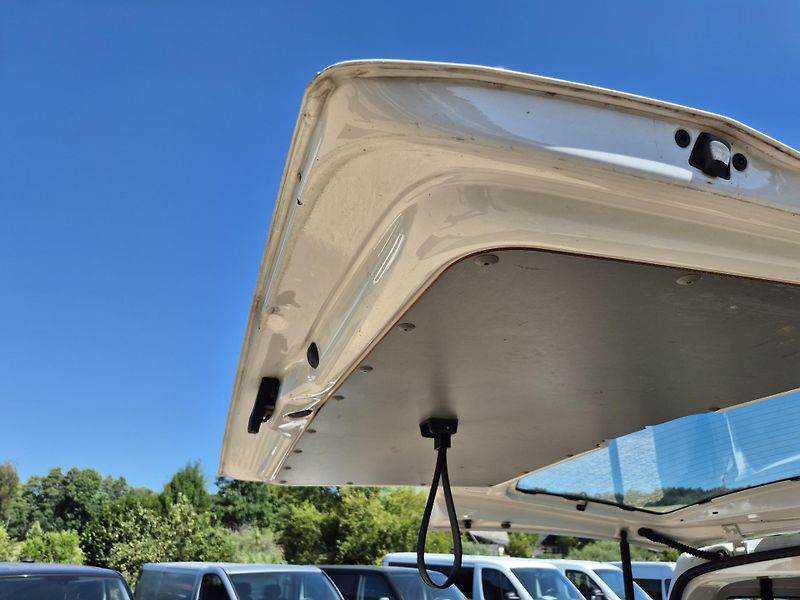 Volkswagen Transporter (2011) 2.0Tdi 9Míst Klima  - fotka 22 z 25