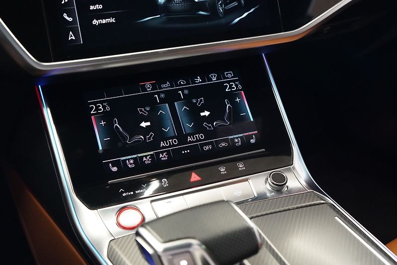 Audi RS 7 Carbon, B&O, Matrix, Ventilace - fotka 42 z 50