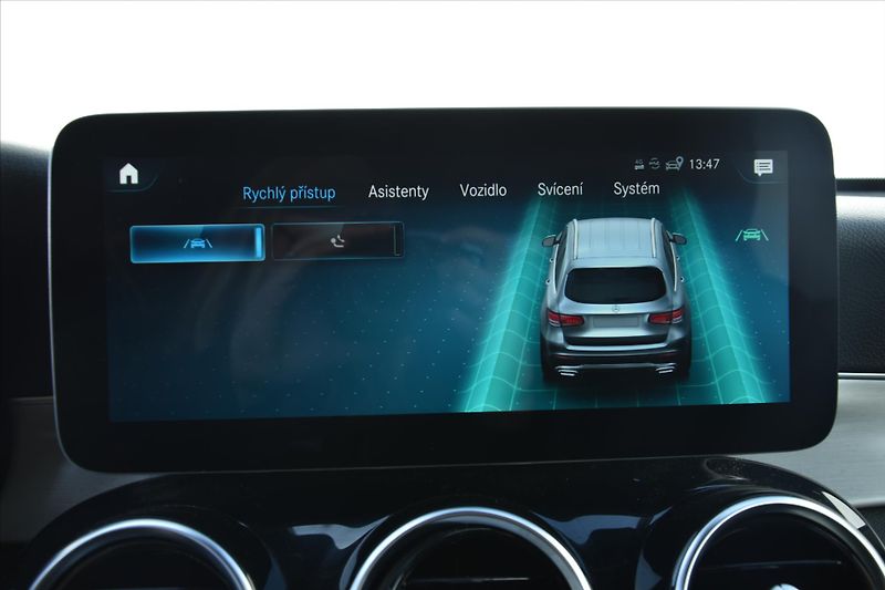 Mercedes-Benz GLC 300de 4MATIC AMG SERVIS.KNIHA - fotka 27 z 31