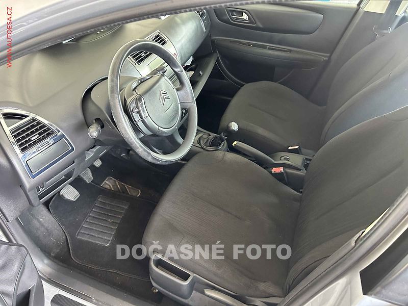 Citroën C4 (2010) 1.4i, ČR, AC, tempo - fotka 3 z 3