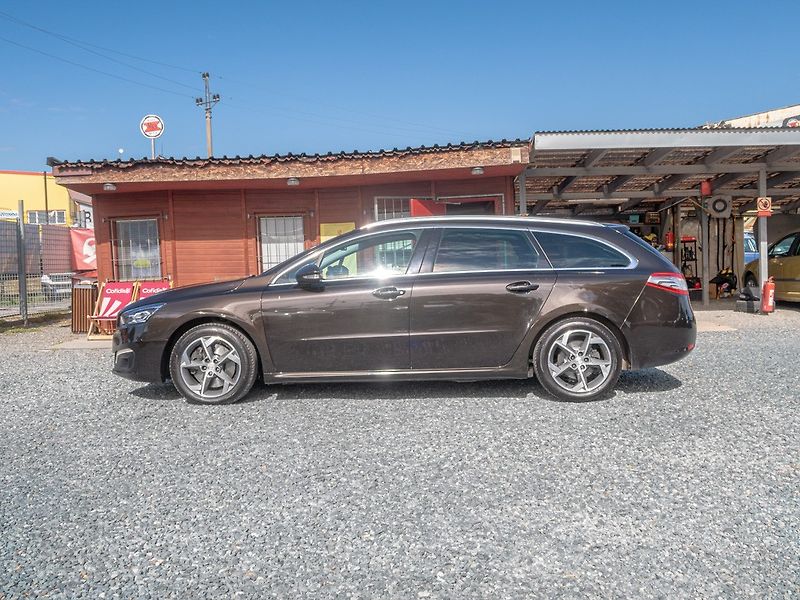 Peugeot 508 (2015) ČR 2.0HDI 133KW – GT PANORAMA - fotka 8 z 55