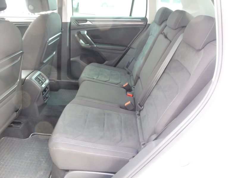 Volkswagen Tiguan (2017) Highline 2,0 TDI 140kW DSG 4MO - fotka 19 z 27